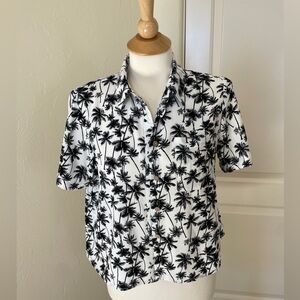 Love Notes Tropical Palm Trees Button-Up Shirt- Size L